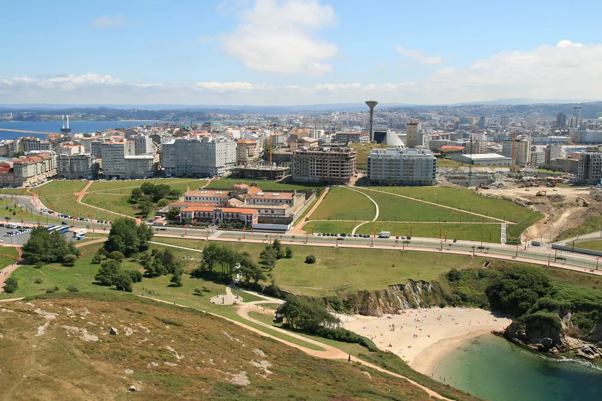 Discover A Coruña's Hidden Bars: Your 2025 Guide