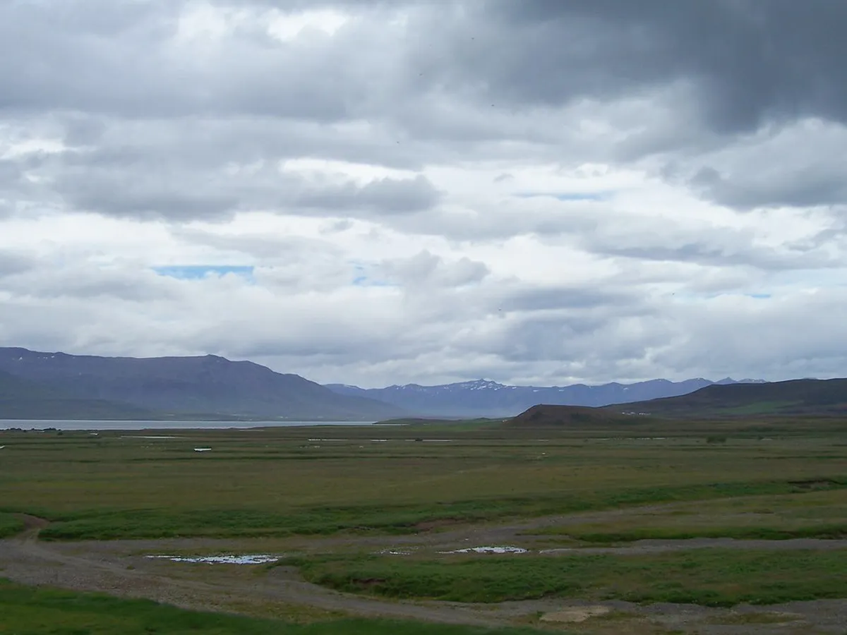 Discover Akureyri's Quiet Cafes: Your 2025 Guide