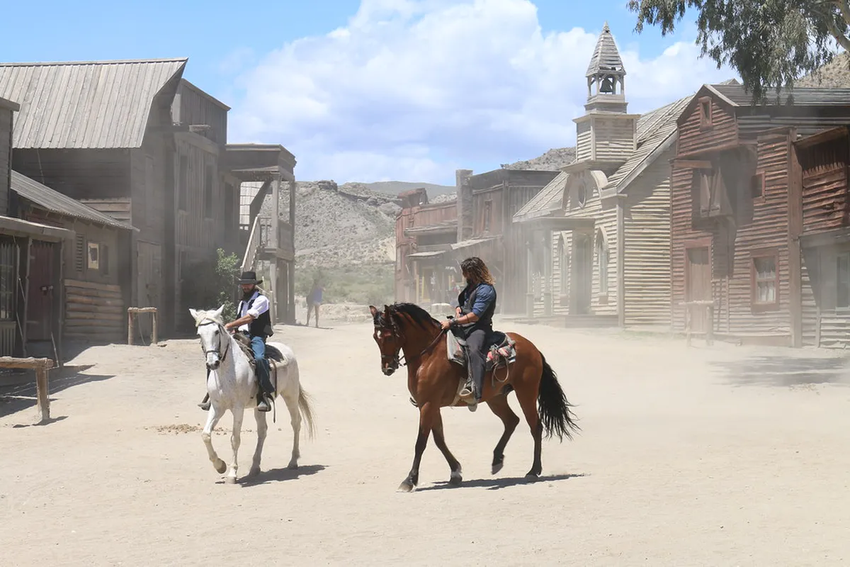 Discover Almería's Authentic Markets: A 2025 Guide