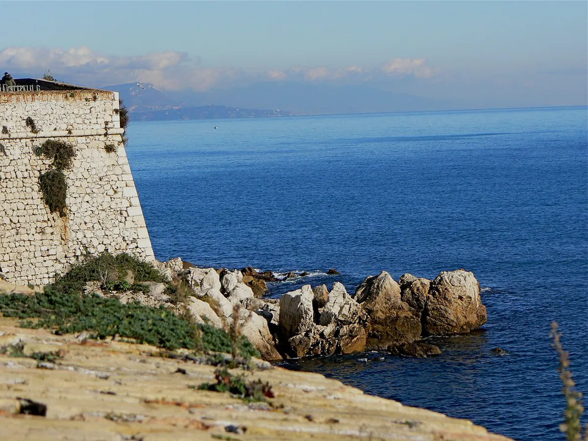 Discover Antibes Offbeat Attractions: Your 2025 Guide