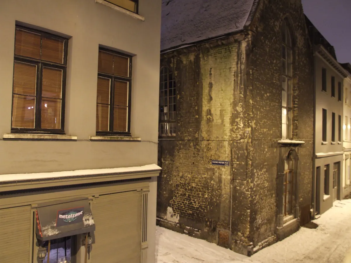Antwerp Secret Courtyards: Discover Hidden Oases in 2025