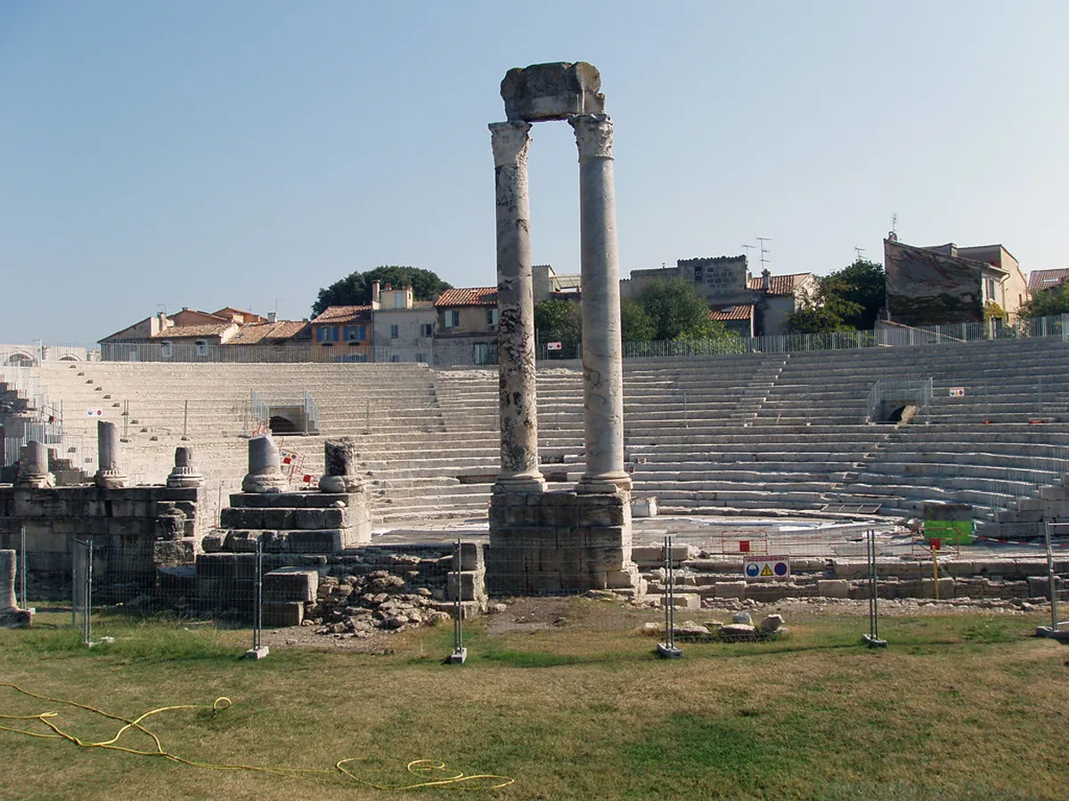 Arles Authentic Souvenir Shops: Your 2025 Shopping Guide