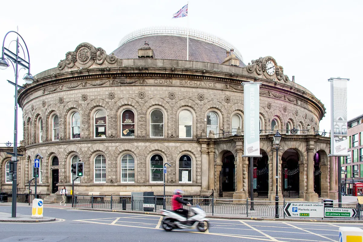 Discover the Best Independent Leeds Eateries for 2025