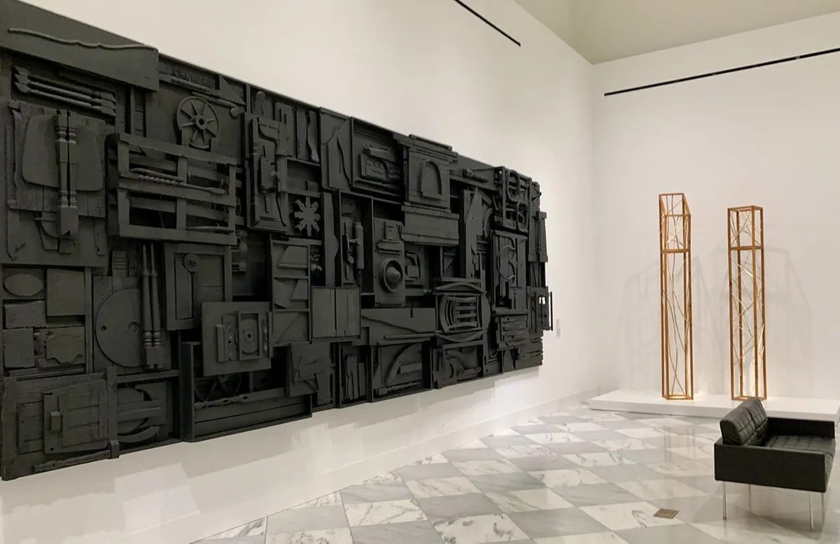 Best Kyiv Street Art Map: Discover Urban Murals 2025