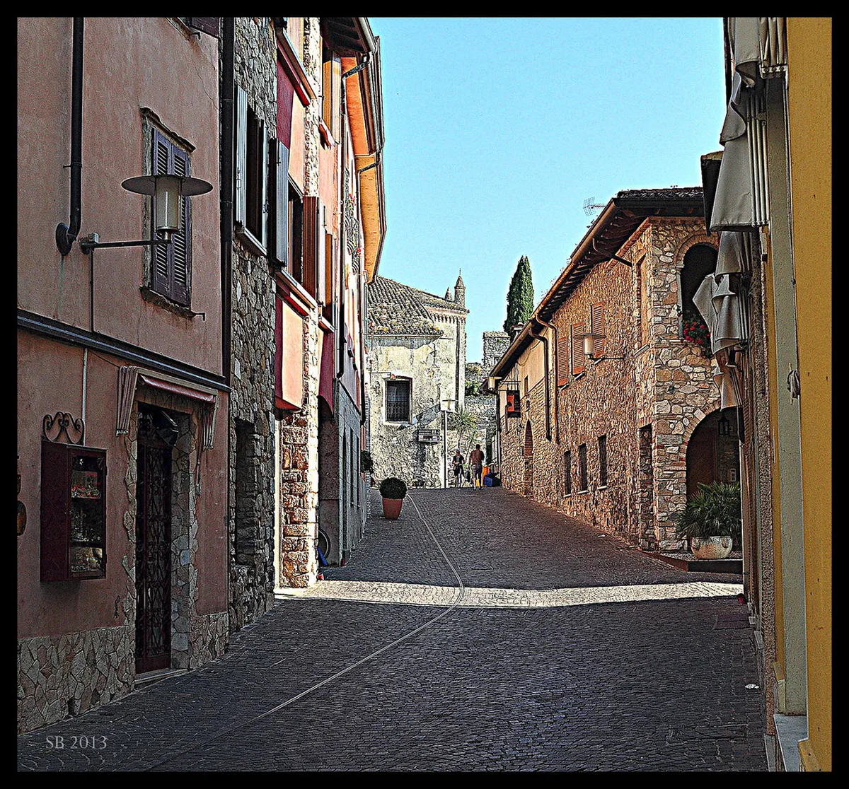 Sirmione Walking Trails: Discover Lake Garda's Best Paths