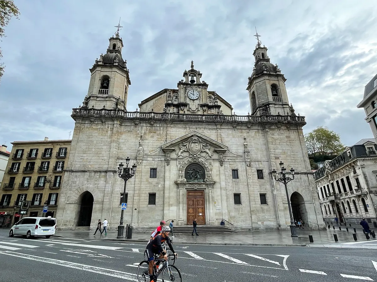 Discover Bilbao's Hidden Gems: Your Ultimate 2025 Guide