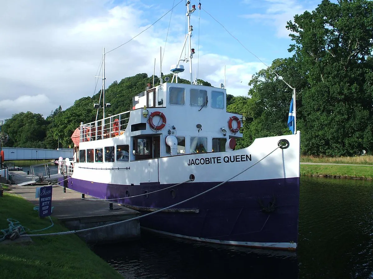 Book Fort William Tours: Your Ultimate 2025 Guide