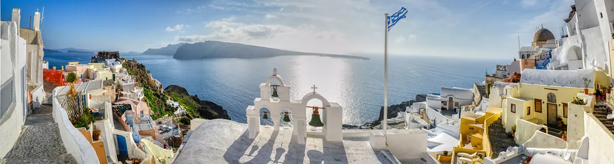 Unforgettable Boutique Oia Cave Stays in Santorini