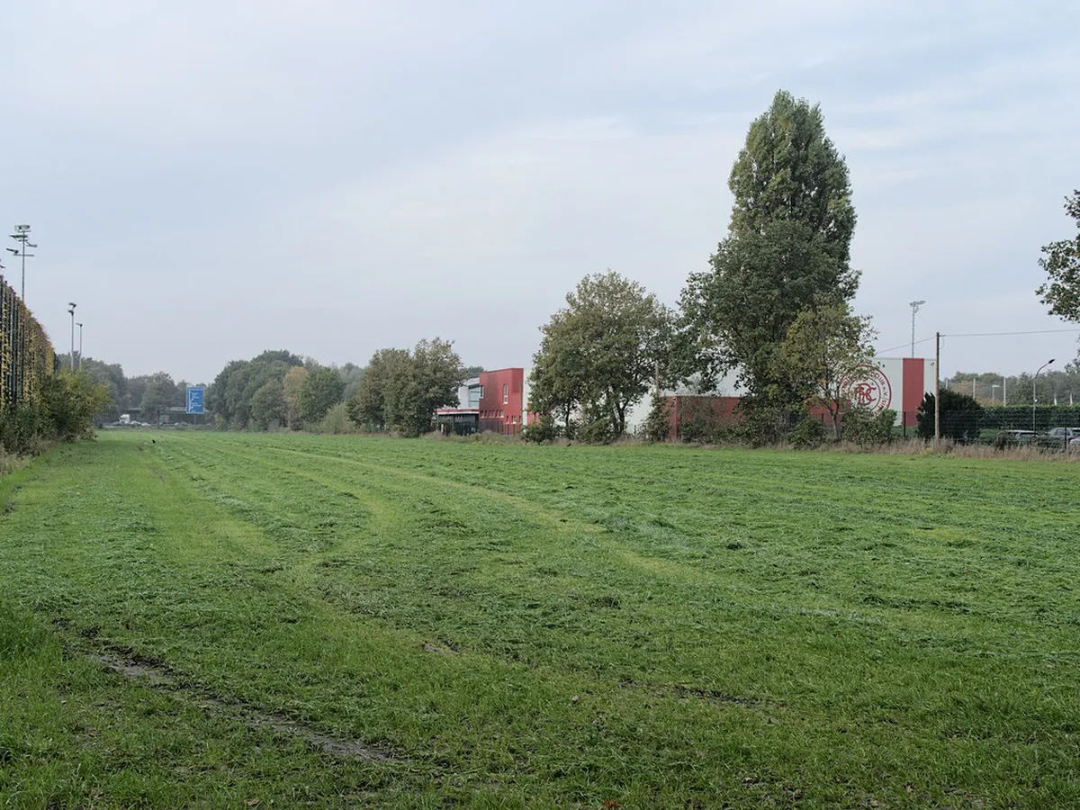 Bremen's Hidden Bars: Your Secret Guide for 2025