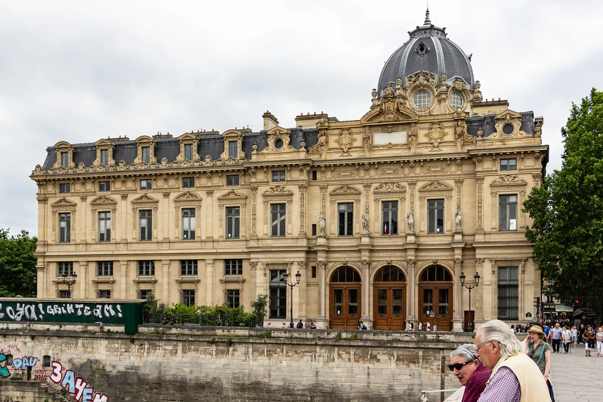 Brescia's Quiet Nightlife: Best Relaxed Spots 2025