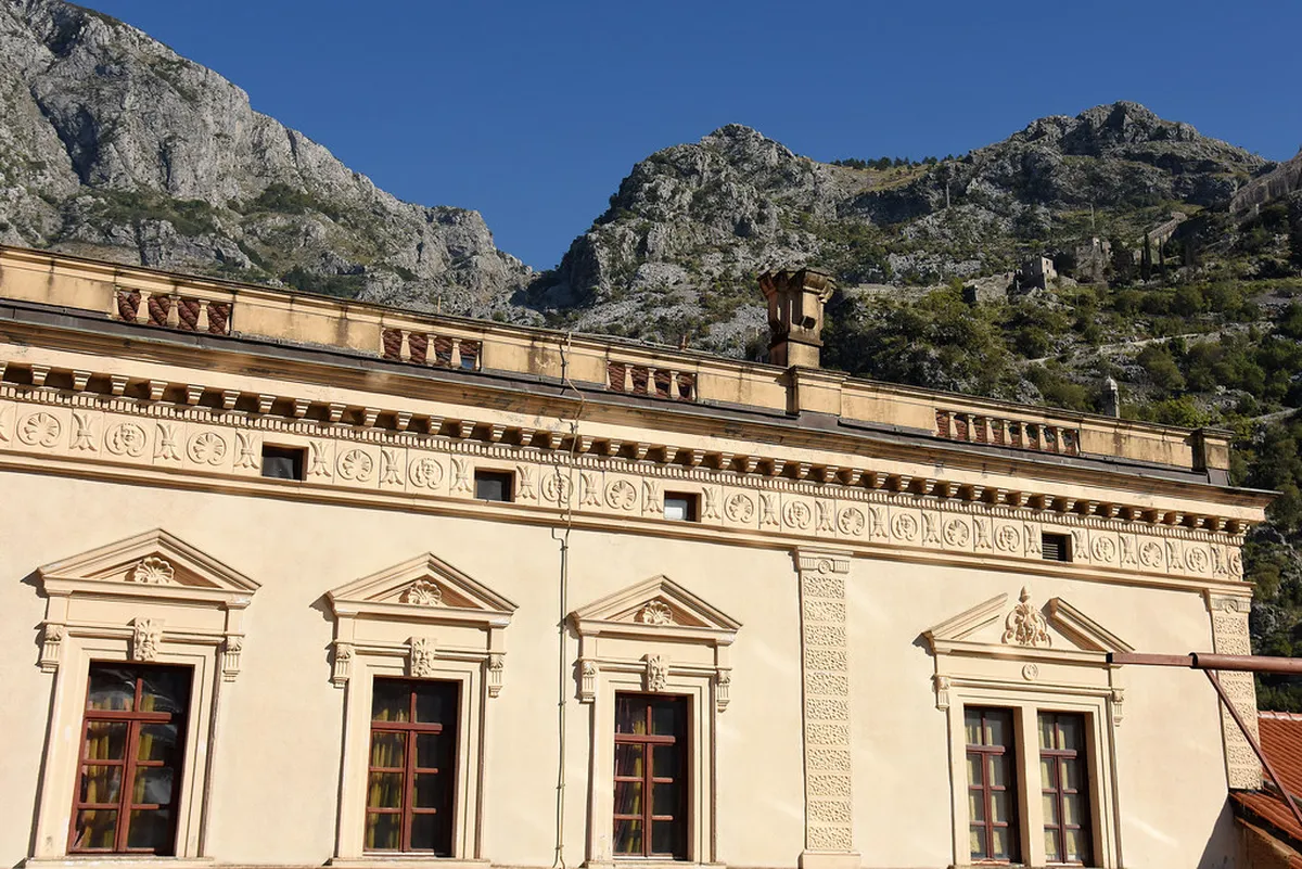 Discover Budva's Best Local Food Spots in 2025