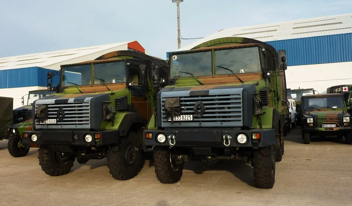 Clermont-Ferrand Secret Viewpoints: Best Hidden Views 2025