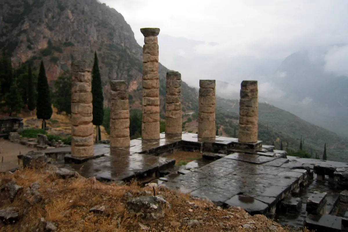 Delphi's Secret Picnic Spots: Find Hidden Views 2025