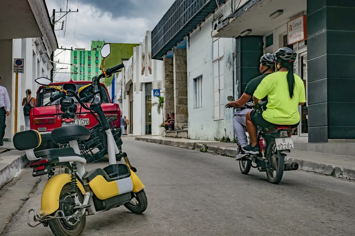 Discover El Carmen Hidden Bars: Valencia's Secret Nightlife 2025