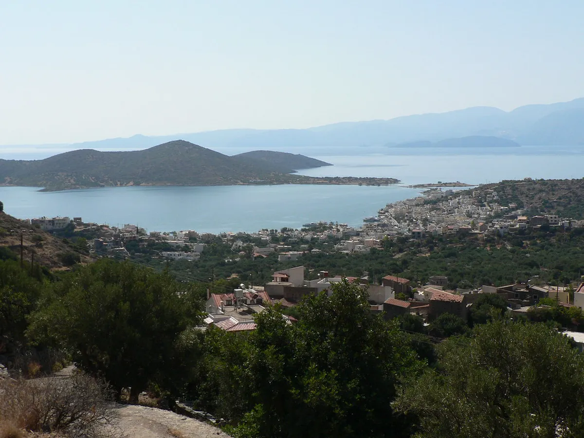 Discover Elounda's Secret Beaches: Your 2025 Guide