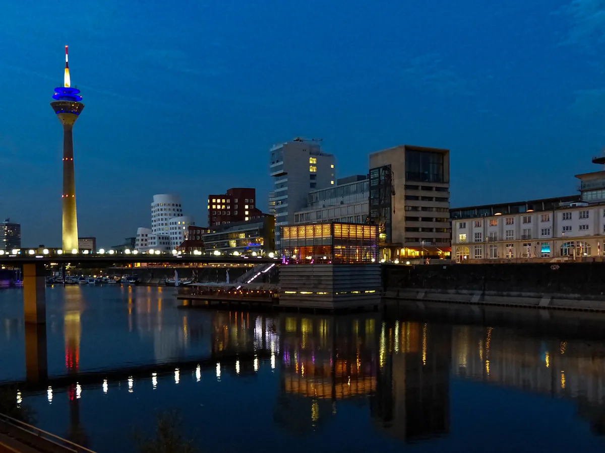 Explore Düsseldorf Neighborhoods: Your 2025 Guide