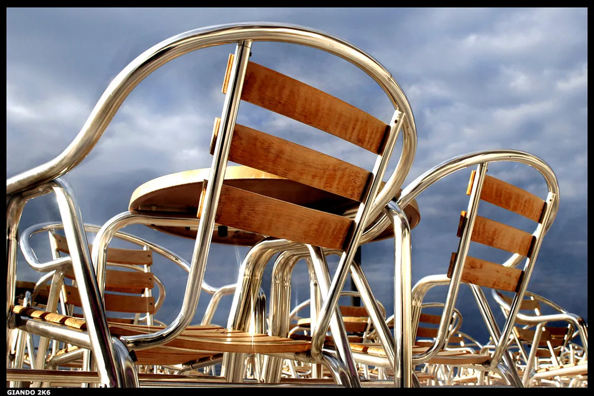 Discover Grado's Hidden Alleys: A 2025 Walking Guide