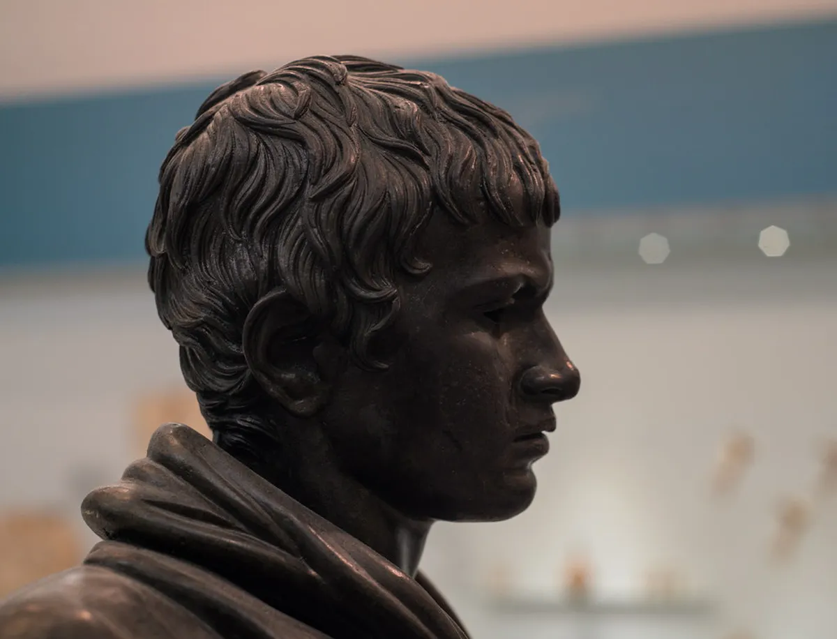 Discover Iraklio Local Markets: Your 2025 Shopping Guide