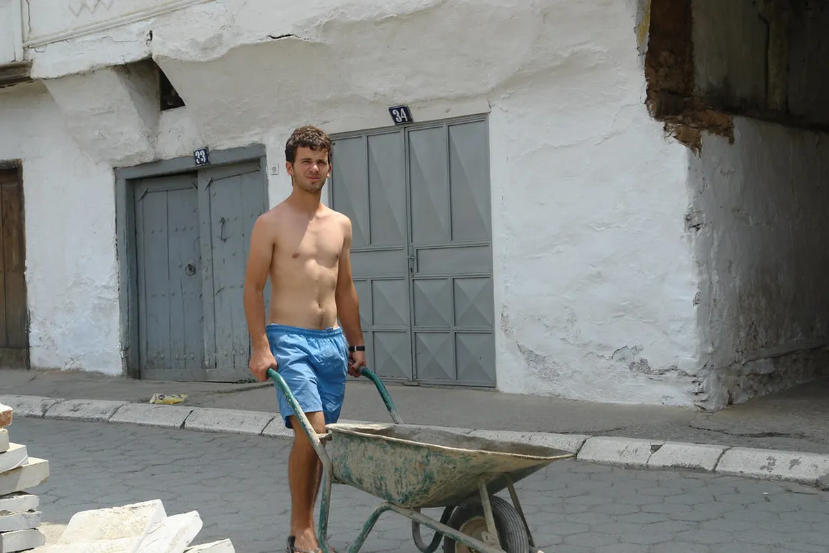 Find Skopje Hidden Attractions: Your 2025 Local Guide