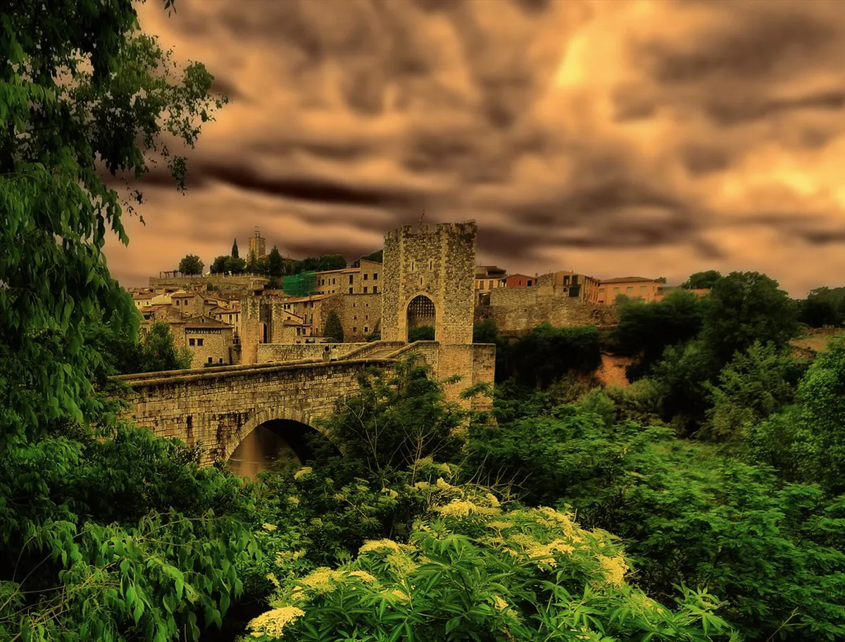 Discover Girona's Unknown Historical Sites in 2025