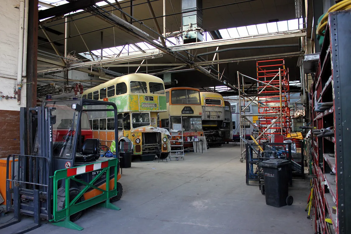 Discover Glasgow's Best Vintage Shops: A 2025 Guide