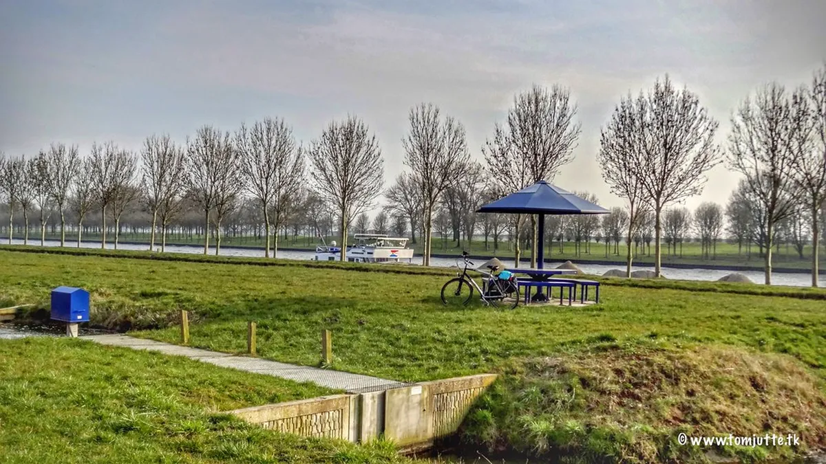 Discover Hidden Amsterdam Viewpoints in 2025