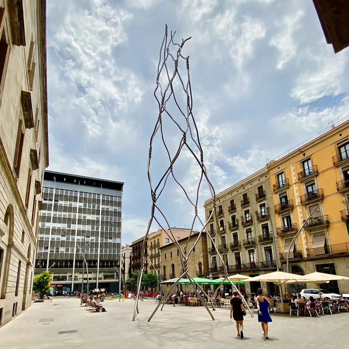 Hidden Bars Barcelona Nightlife: Secret Speakeasies 2025