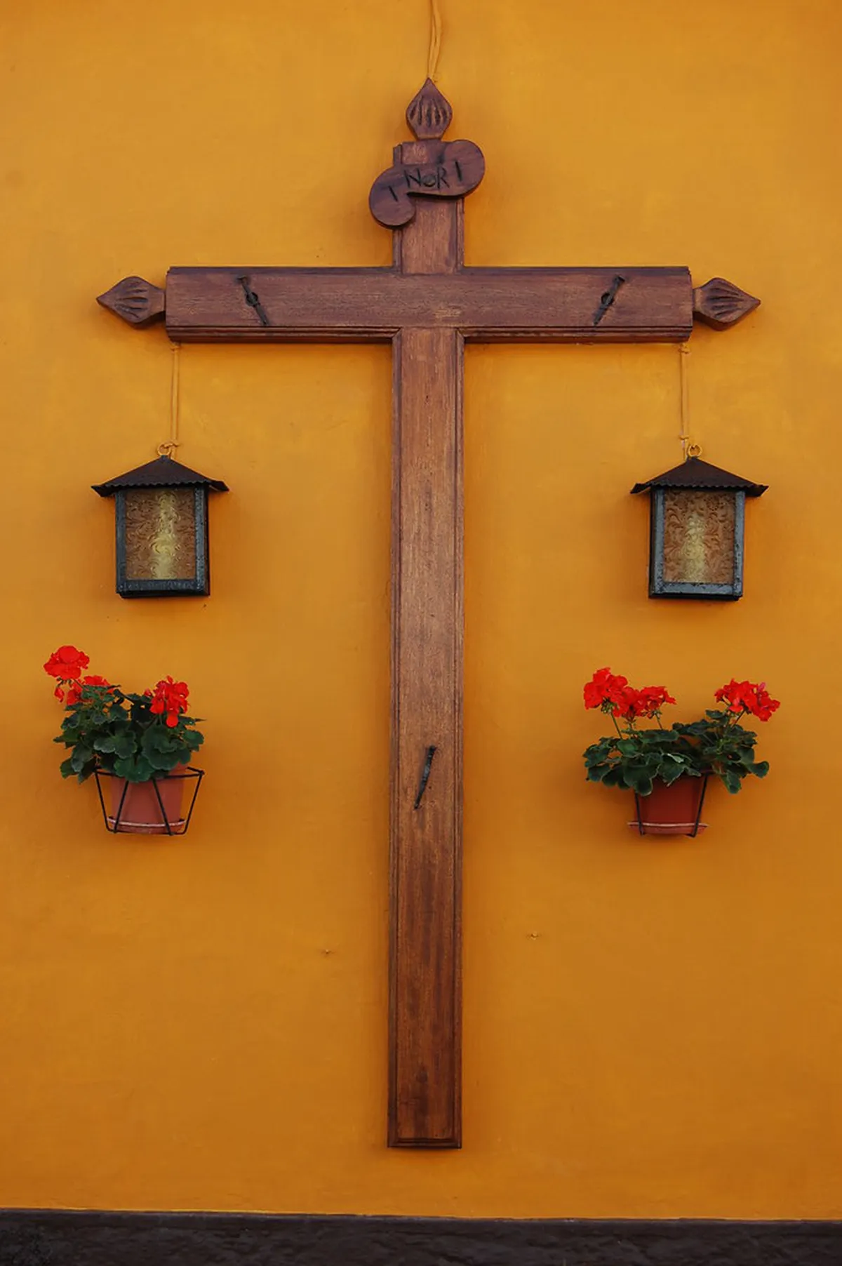 How to Find Puerto Cruz Gems: Uncover Tenerife's Secrets 2025