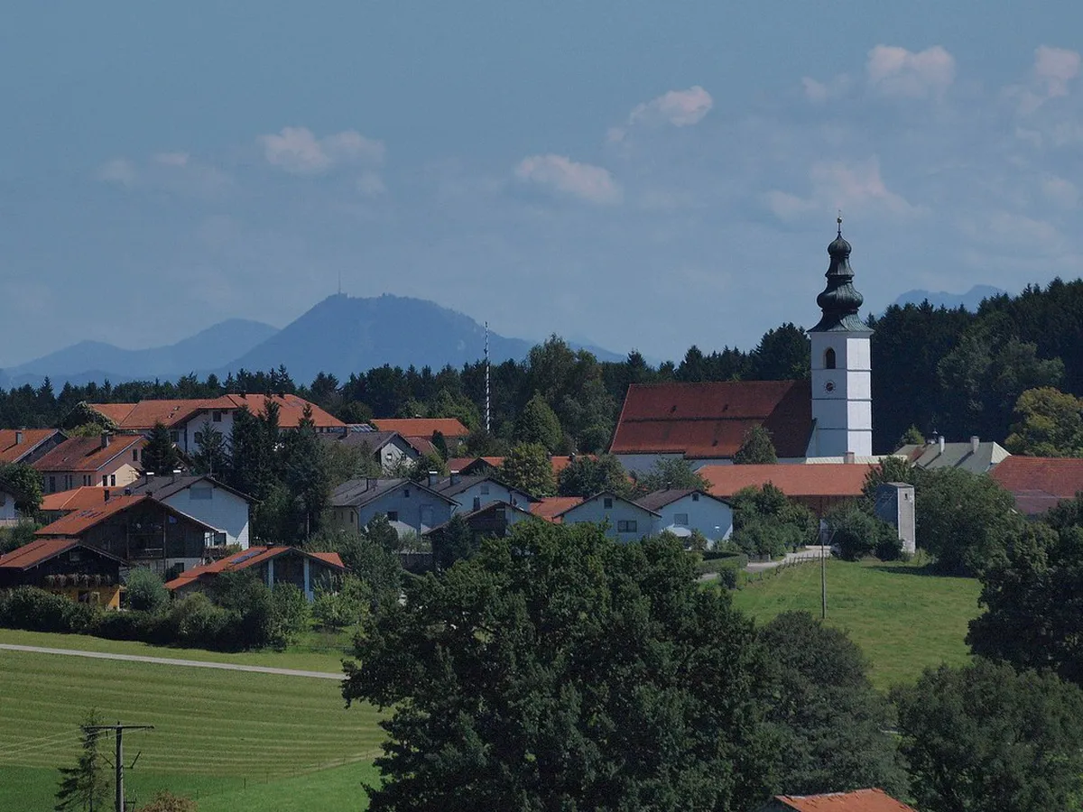 Find Salzburg Gems: Uncover Secret Spots in 2025