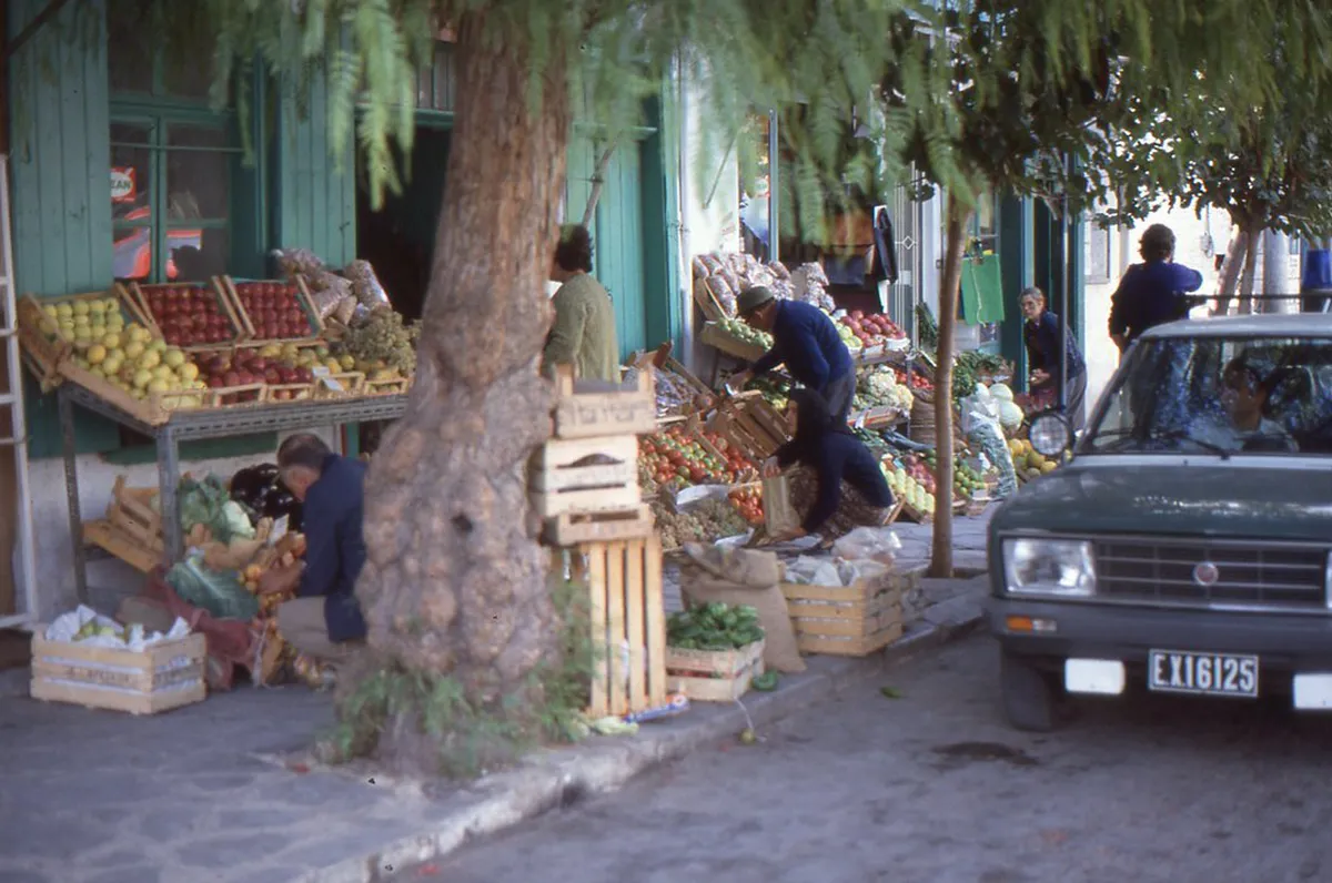 Iraklio Authentic Souvenirs: Best Local Finds in 2025