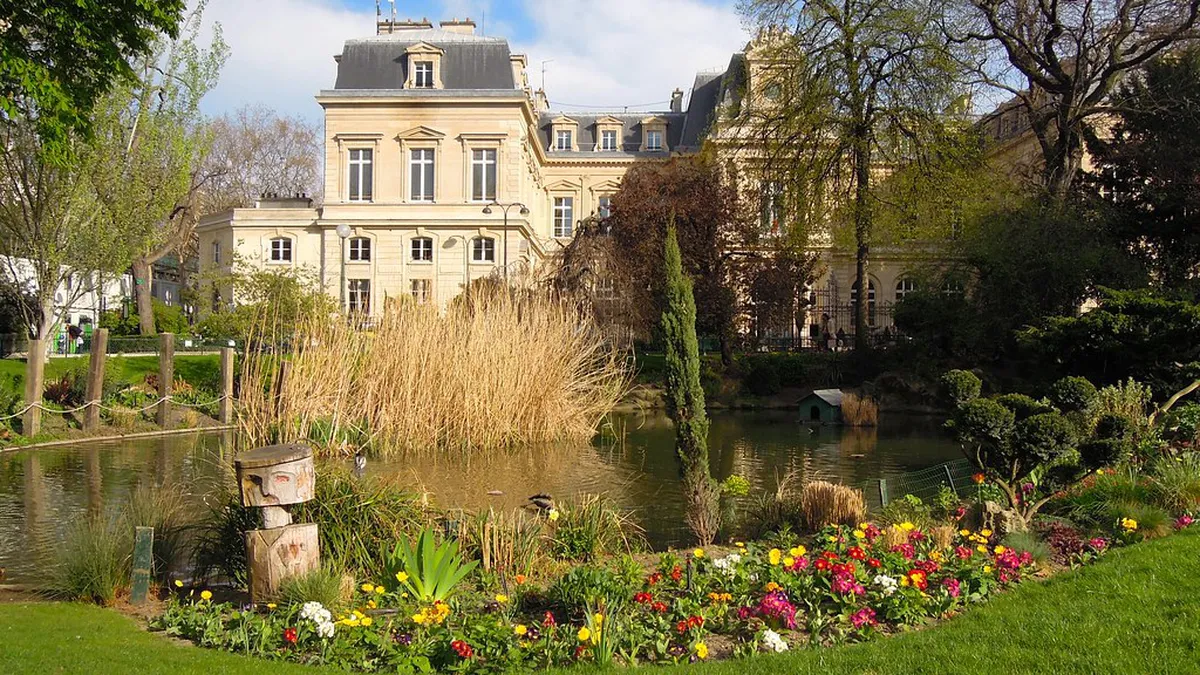 Discover Local Fontainebleau Food Finds in 2025