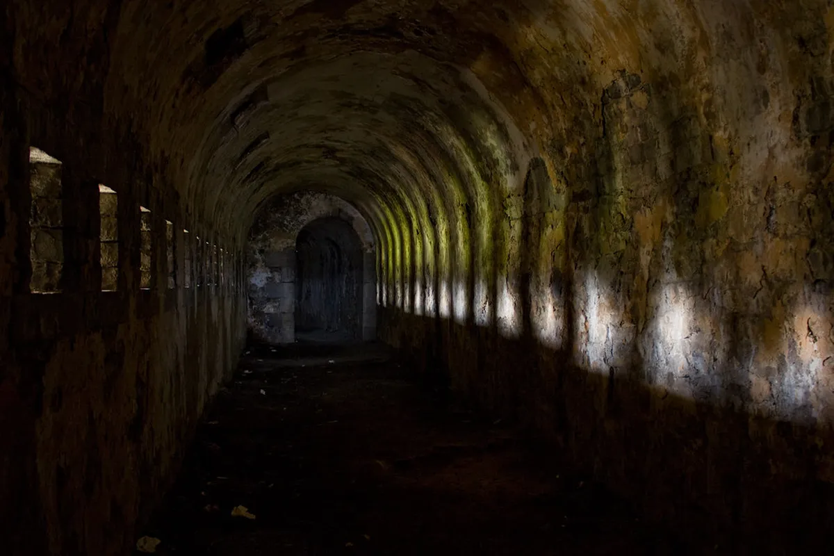 Explore Namur Underground Tunnels: A Must-Do Tour
