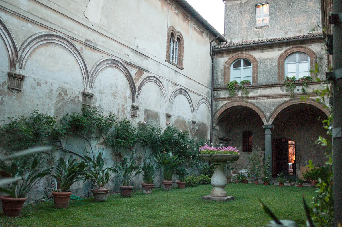 Orvieto's Hidden Artisan Shops: A 2025 Shopping Guide