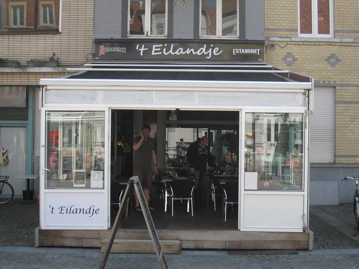 Ostend's Coziest Hidden Cafes: Your 2025 Local Guide