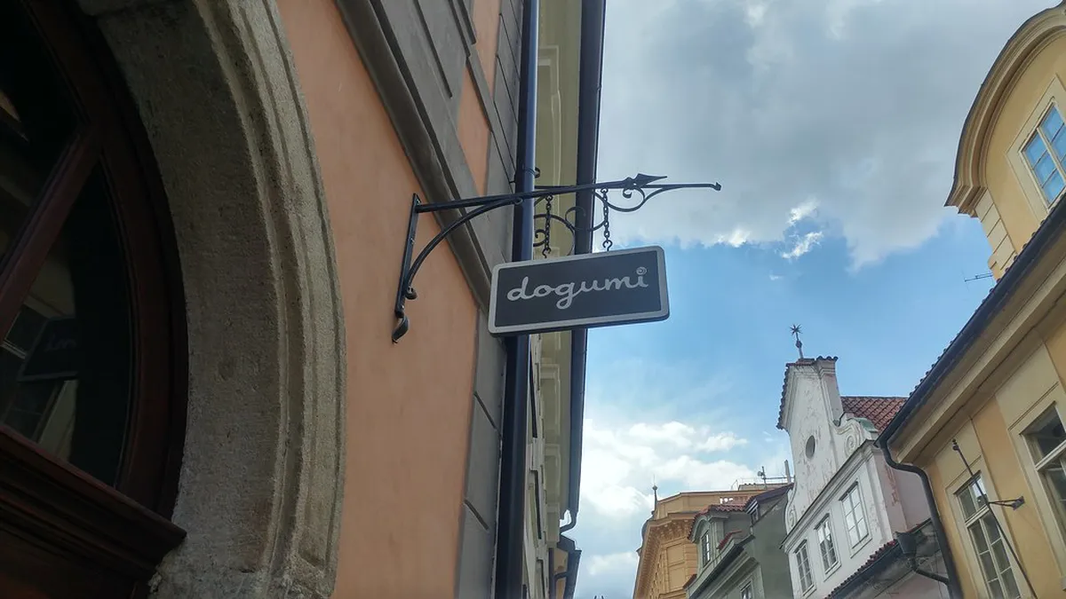 Prague Local Artisan Shops: Unique Czech Crafts for 2025