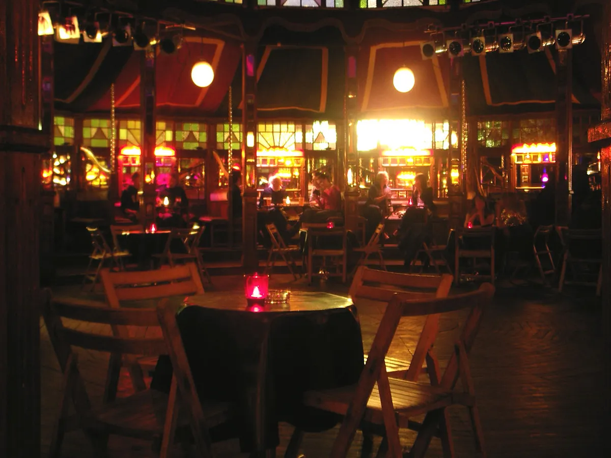 Discover Quiet Bars in Skiathos Town for 2025