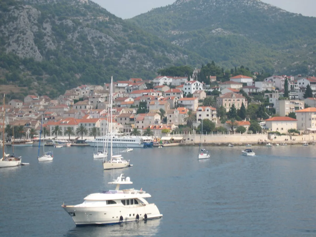 Discover Quiet Hvar Town Bars: Your Guide to Peaceful Nights