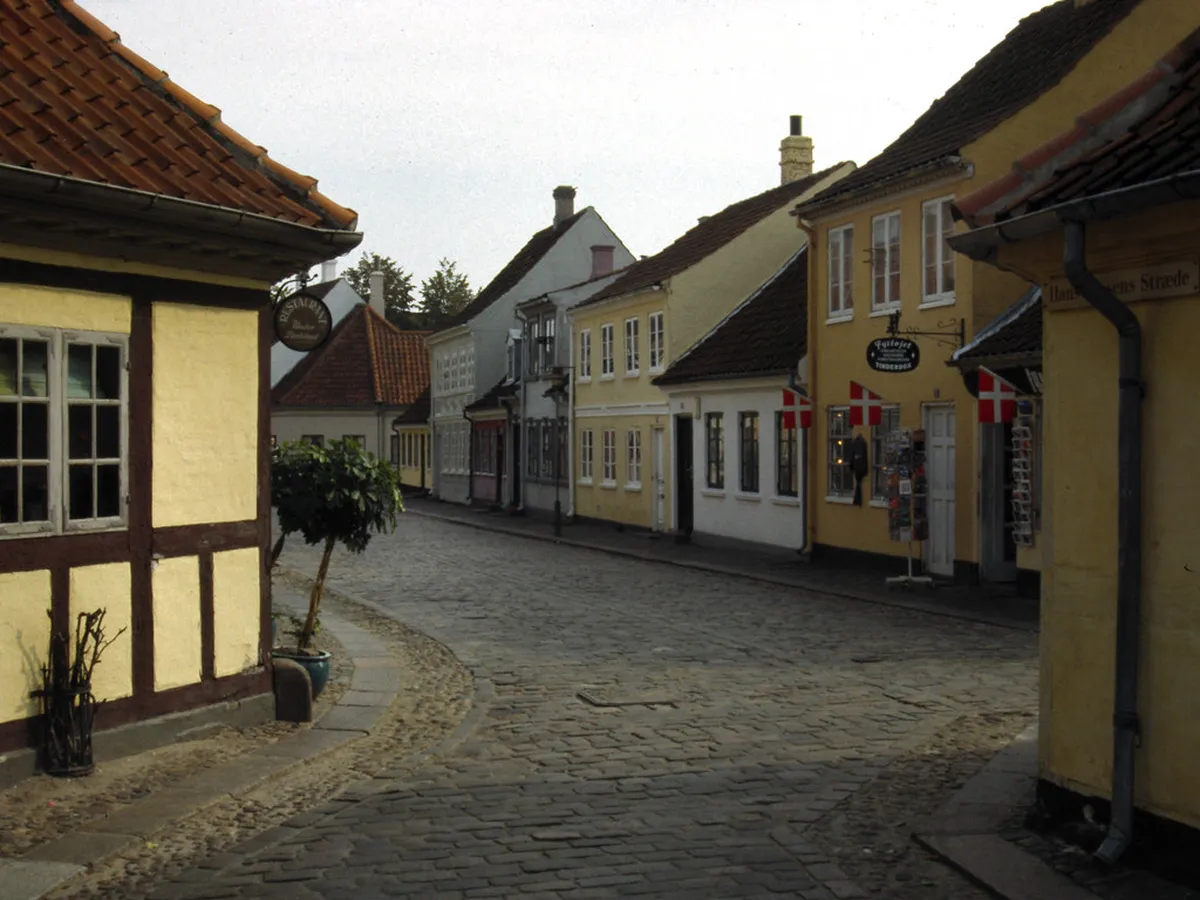 Discover Odense's Quiet Places for Relaxation in 2025