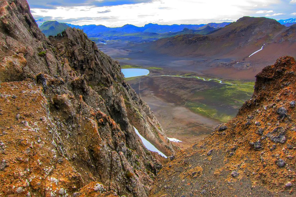 Your Reykjavík Street Art Guide 2025: Murals & Hidden Gems