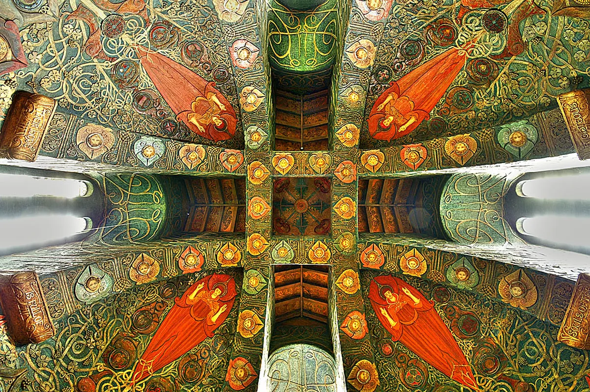 Rhodes Town Unique Souvenirs: Top Finds for 2025