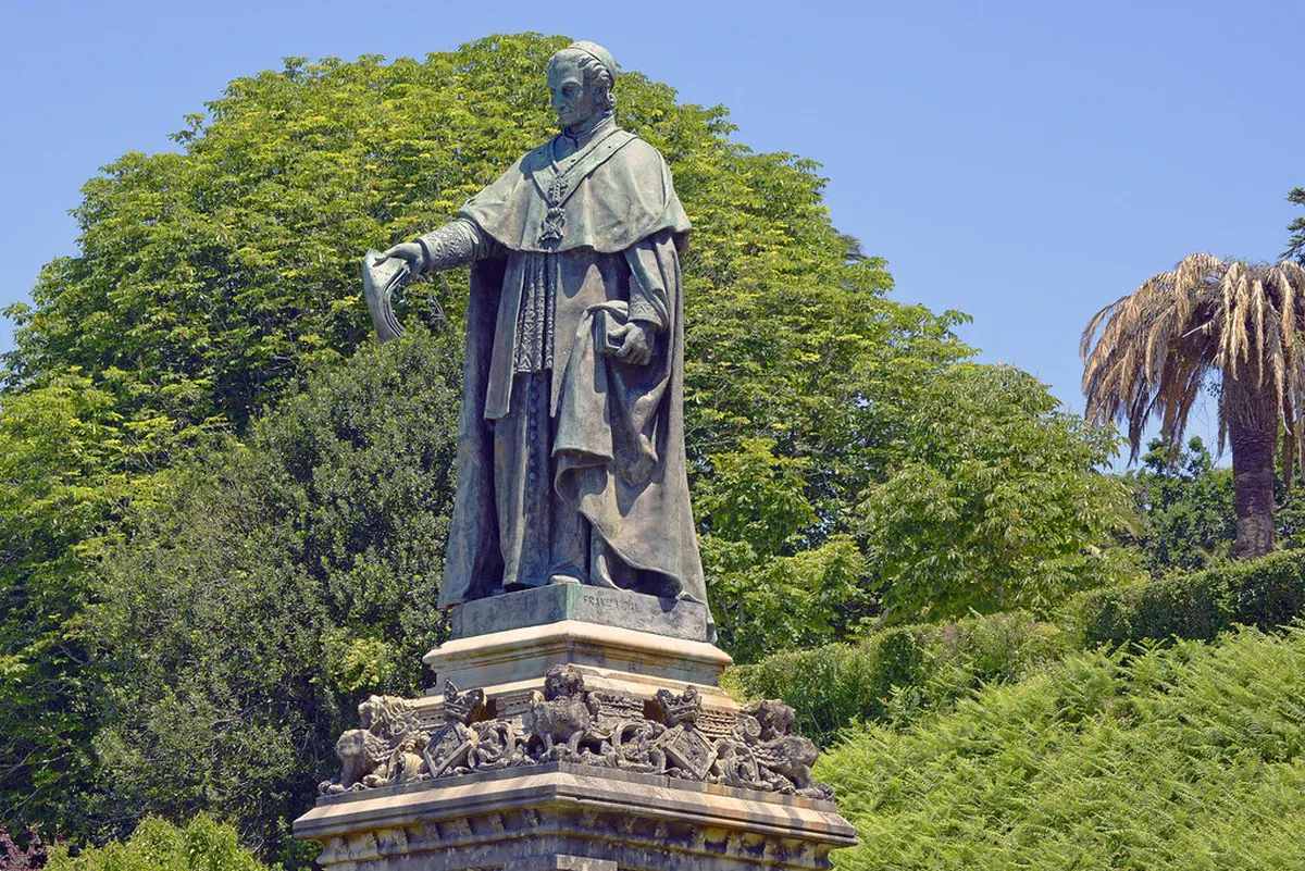 Discover Santiago de Compostela's Secret Cafes in 2025