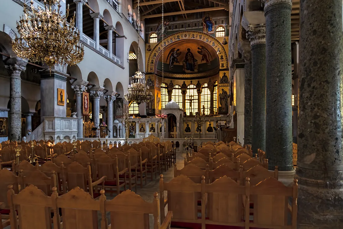Discover Secret Byzantine Churches in Thessaloniki 2025