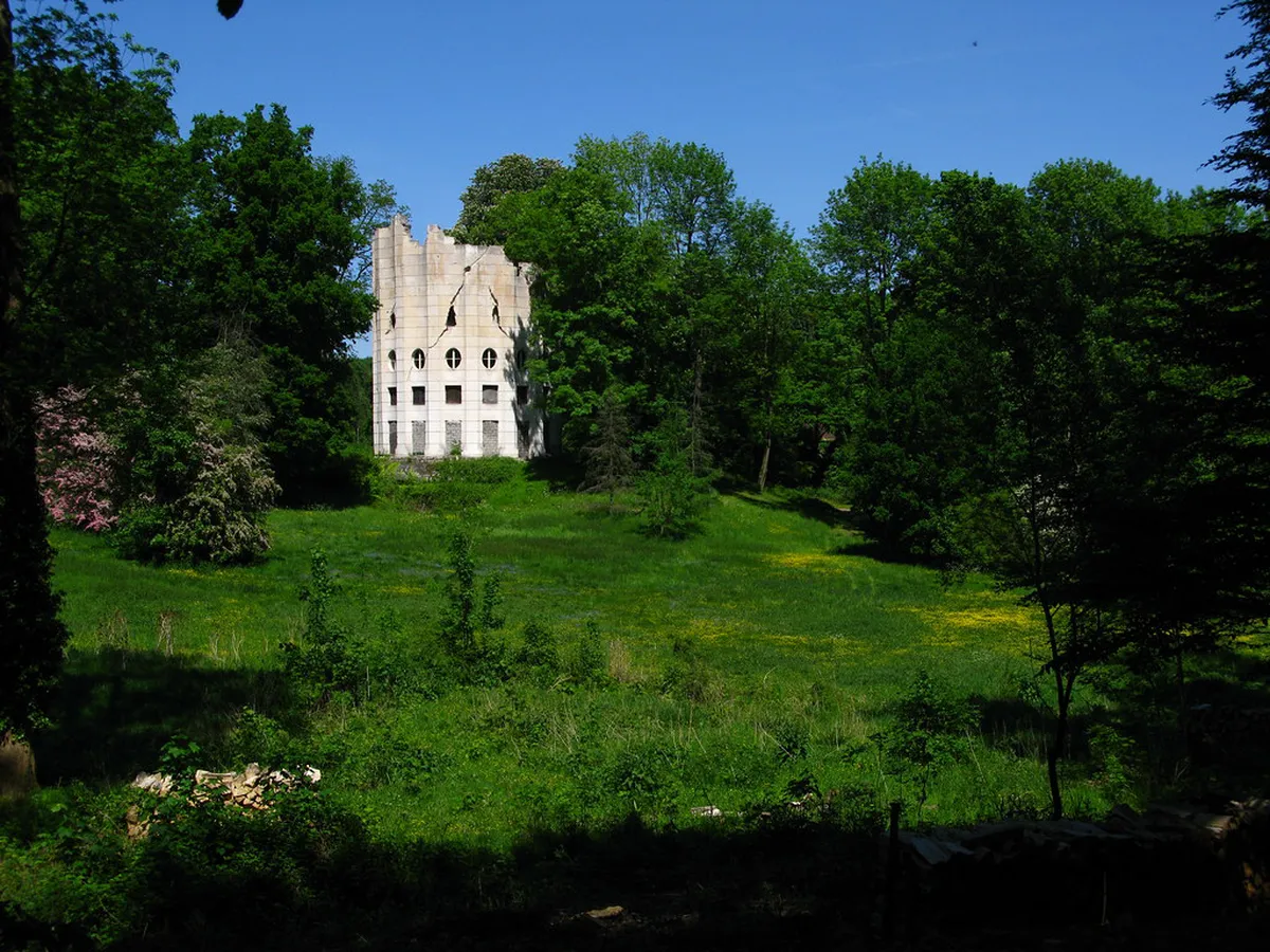 Secret Gardens Paris Guide: Explore Hidden Green Escapes