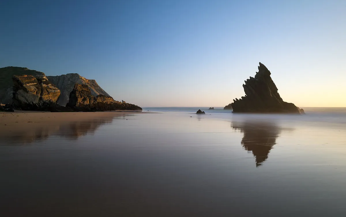 Sintra Hidden Beach Access: Your 2025 Coastal Guide
