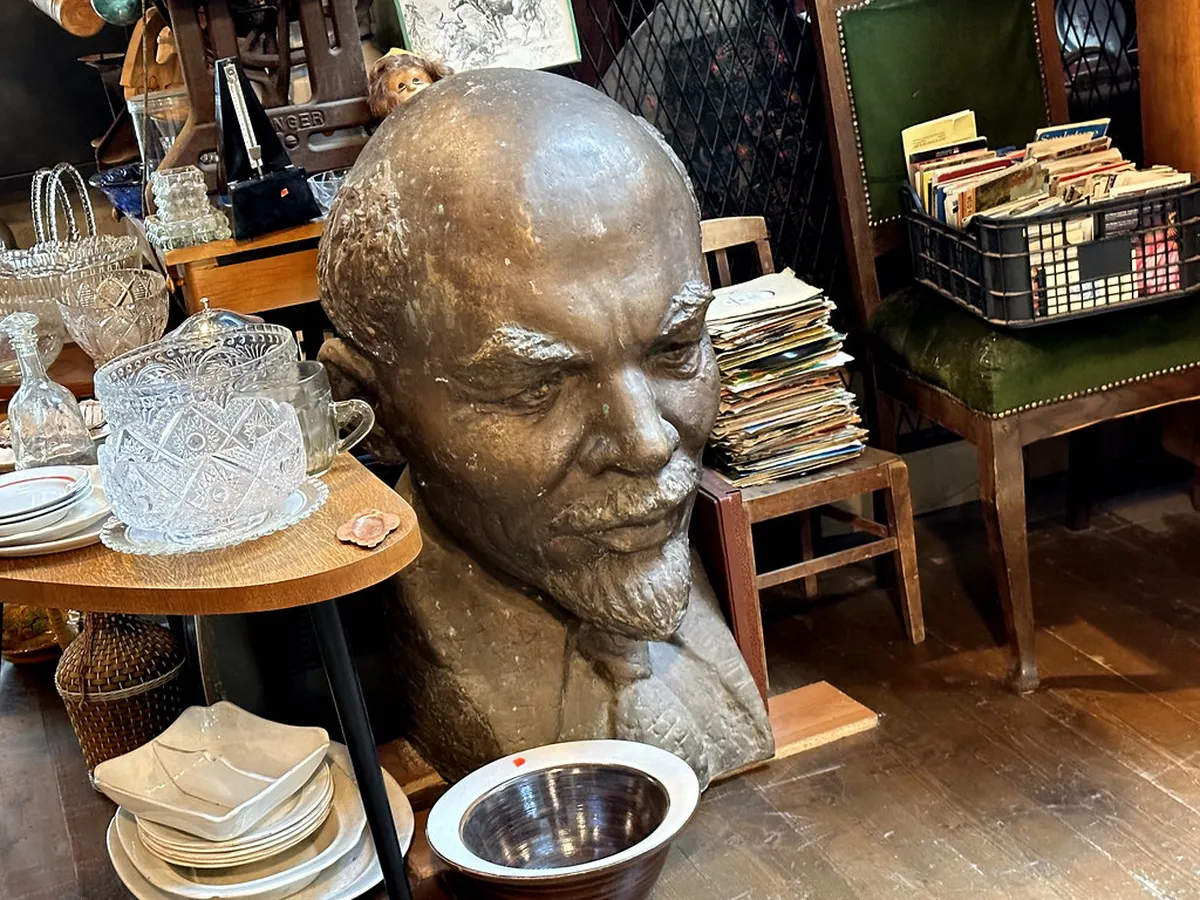 Tallinn Vintage Shopping Guide: Best Finds in 2025