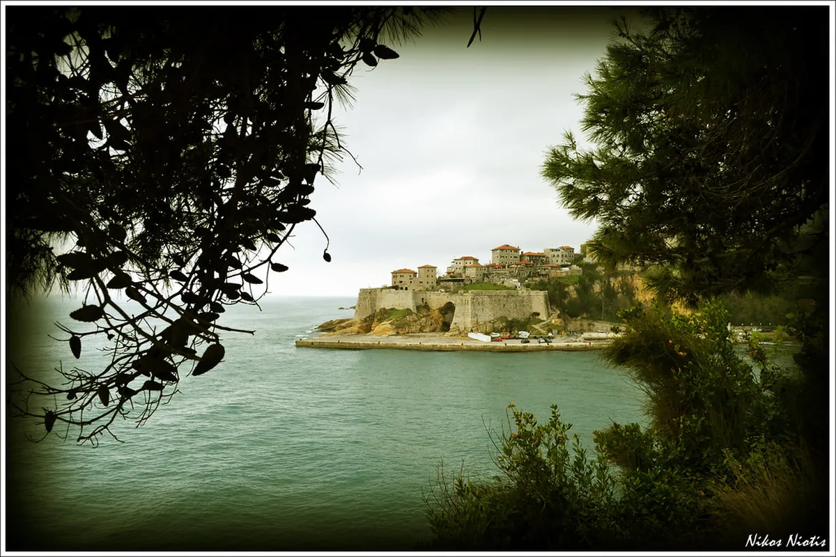 Discover Ulcinj Local Food Spots: A 2025 Culinary Guide