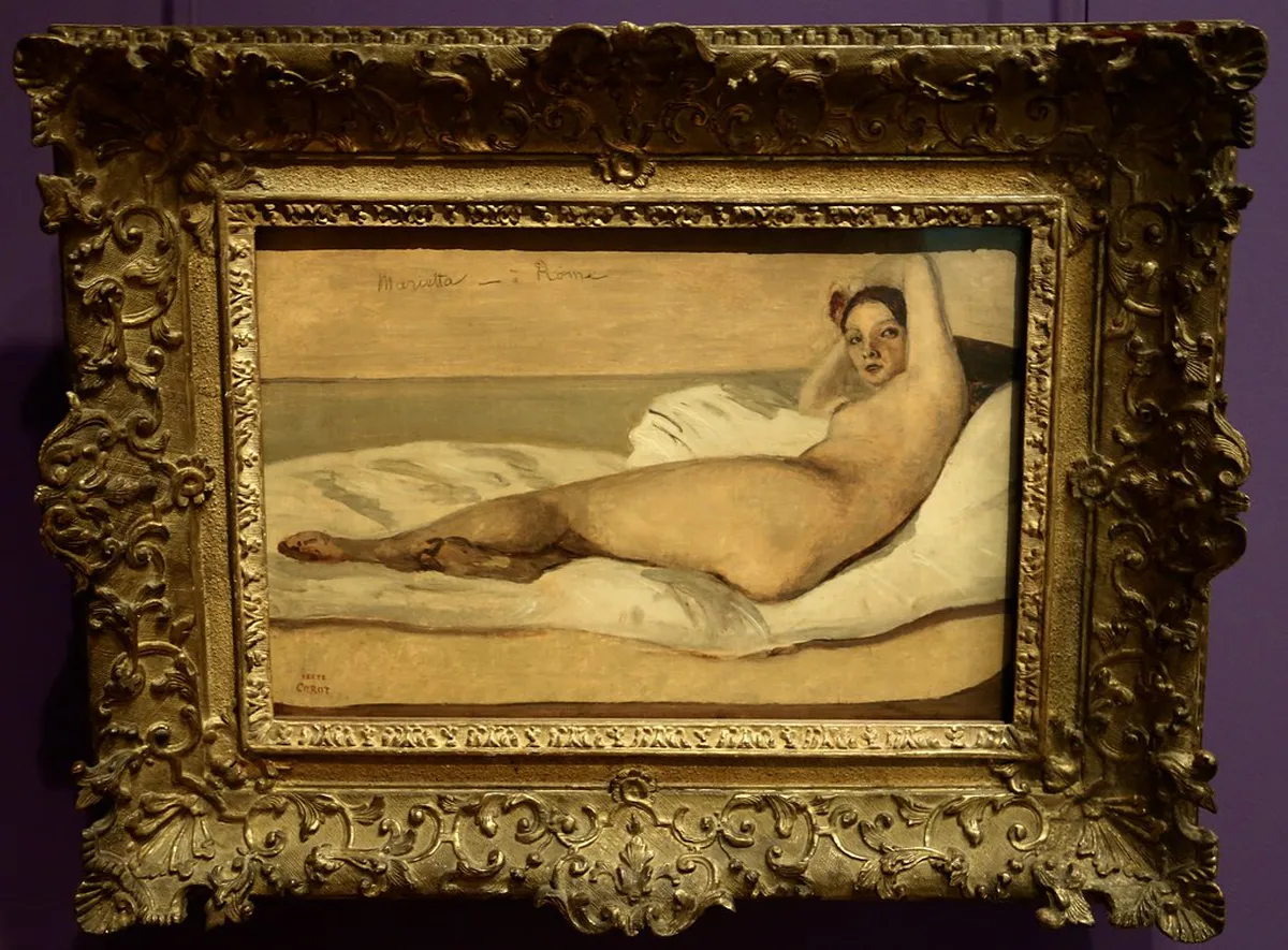 Discover Unique Fontainebleau Souvenir Shops