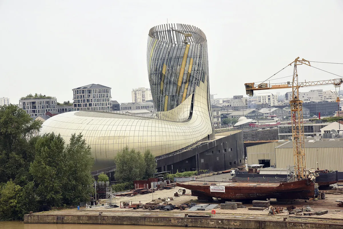 Discover Unique Lyon Boutiques: Your 2025 Shopping Guide