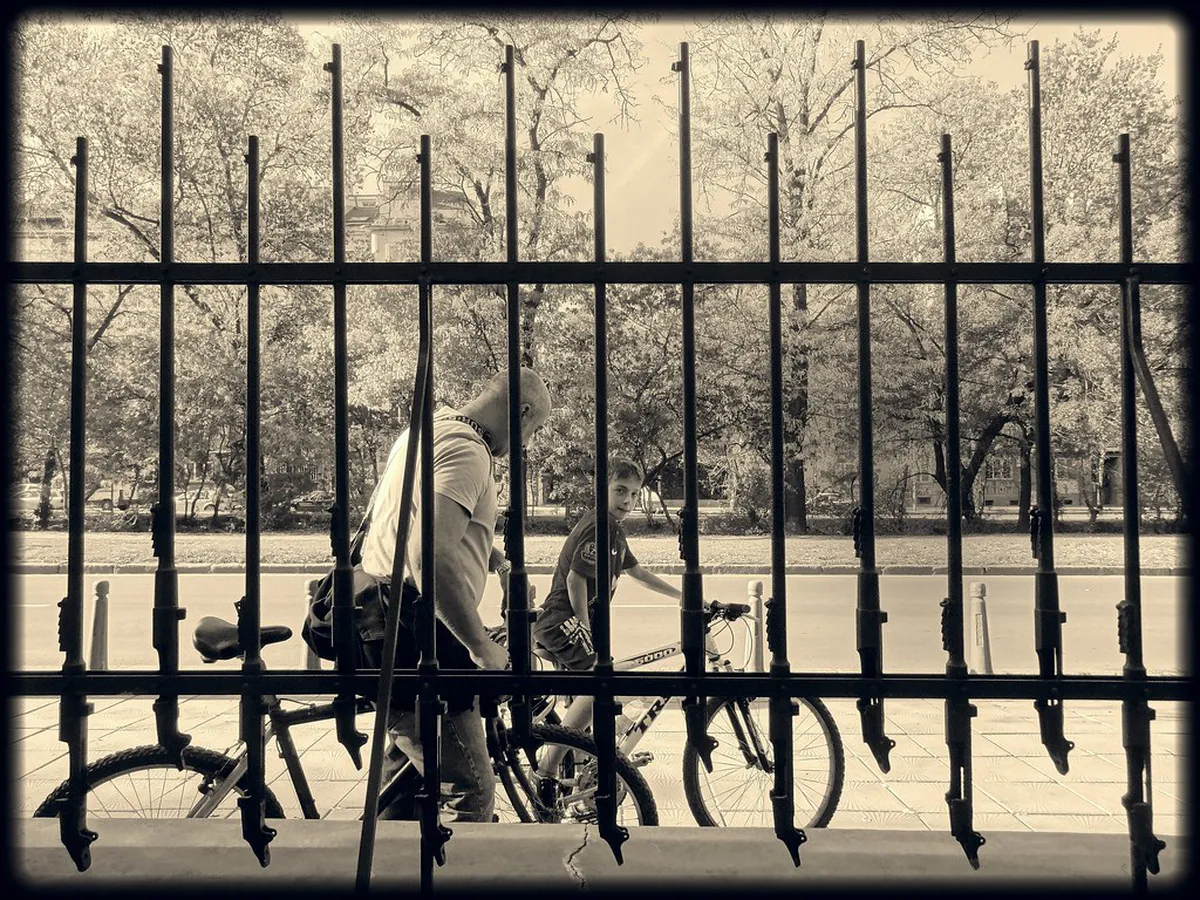 Unique Sofia Souvenir Ideas: Bulgarian Gifts for 2025