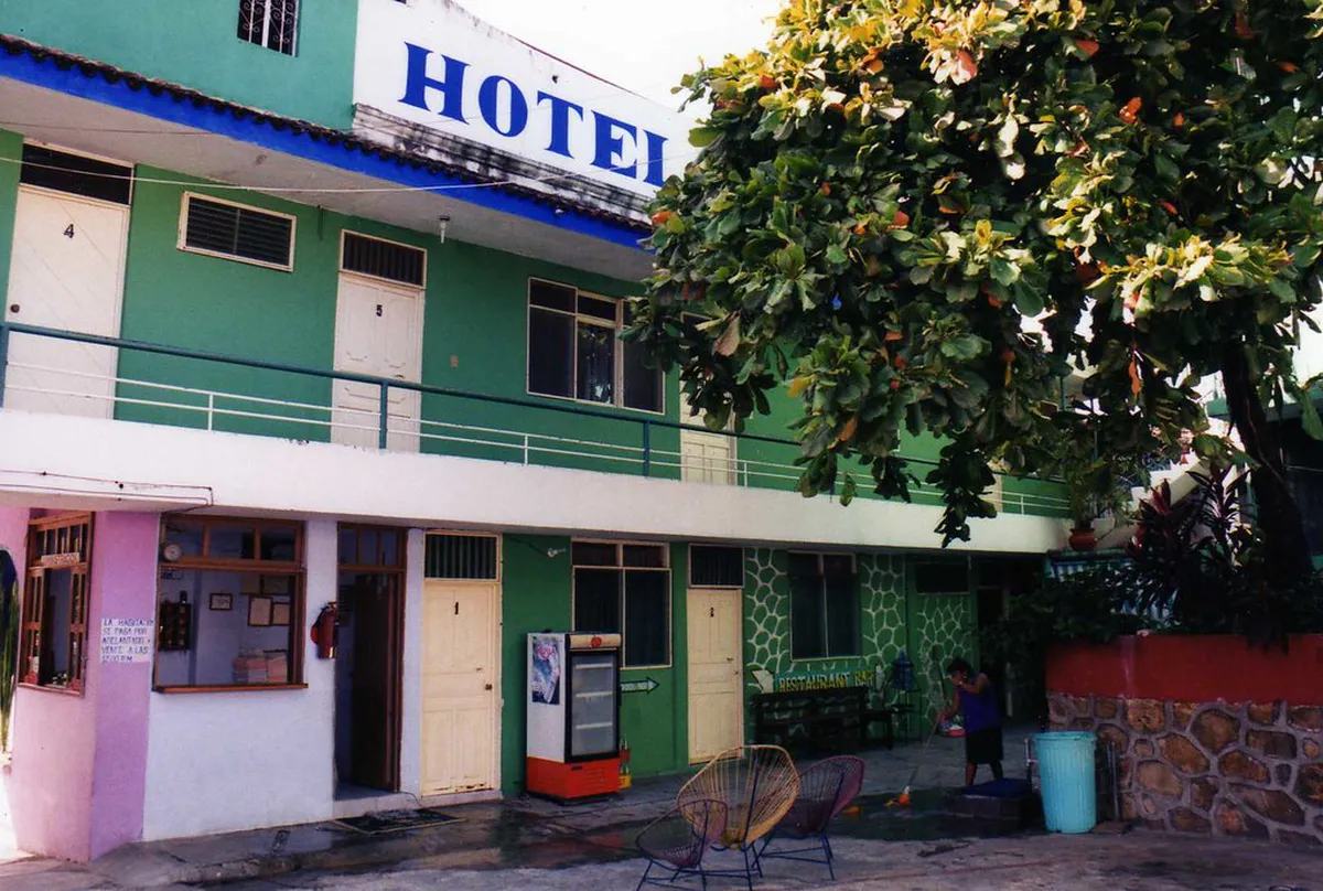 Discover Valencia's Hidden Courtyards: A 2025 Guide